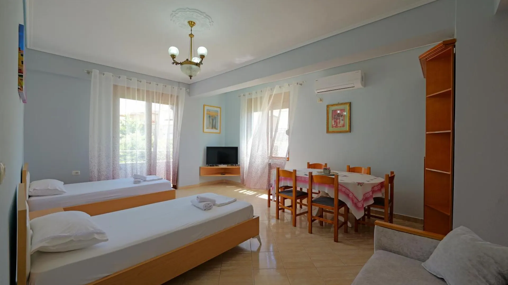 Vila Kuca Saranda Albania